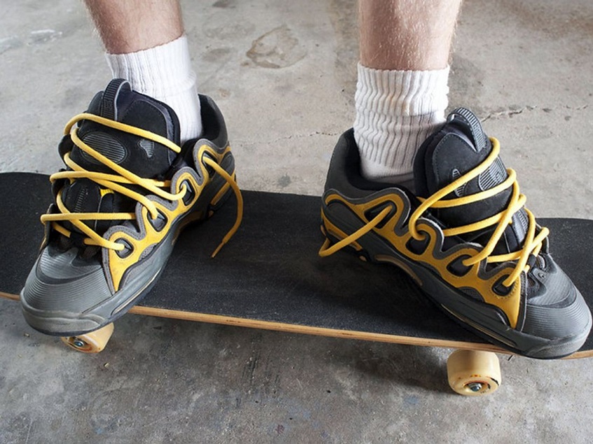 high-top skate shoes