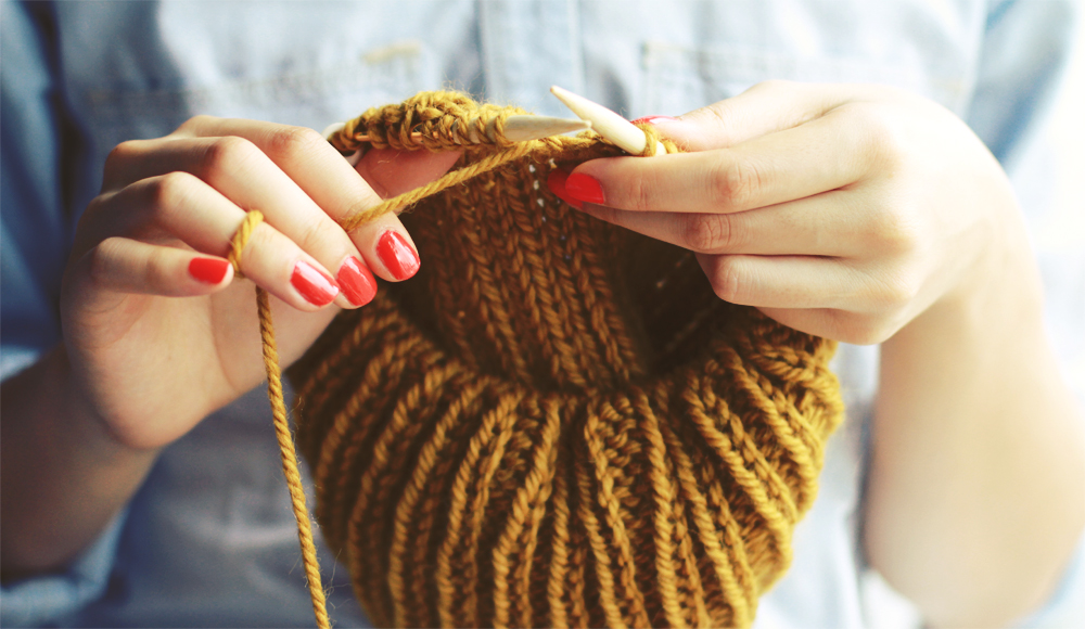 knitting_hands
