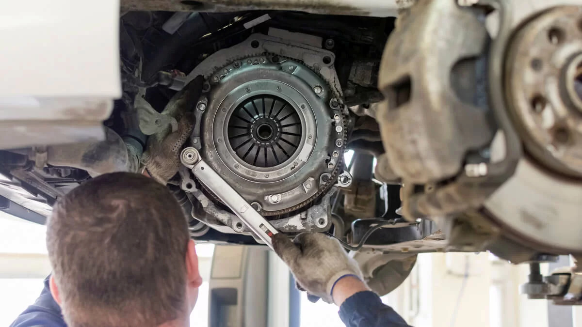 replacing a cars clutch assembly