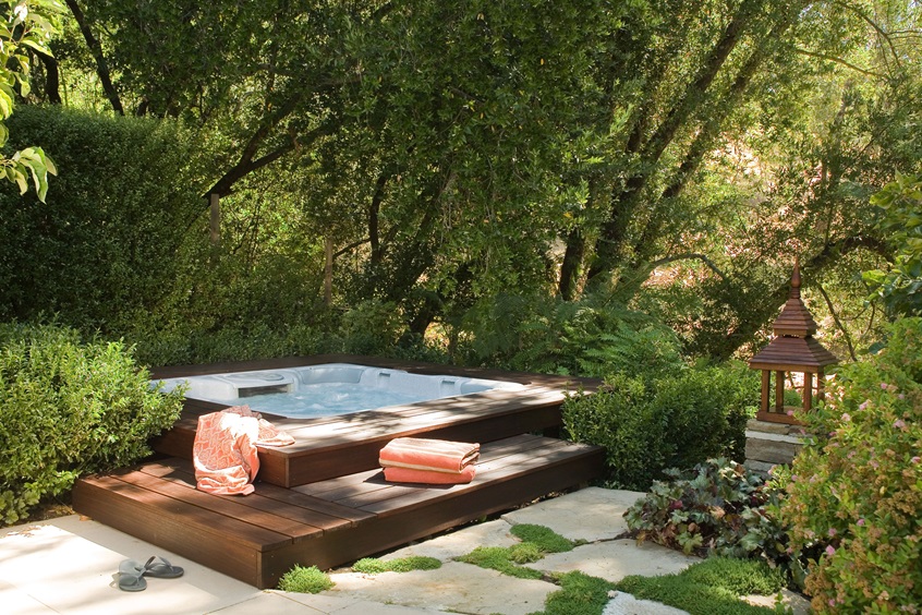 a modern outdoor hot tub